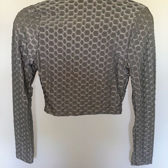 Silver honeycomb active set two piece leggings and long sleeve crop zip … - Picture 12 of 13
